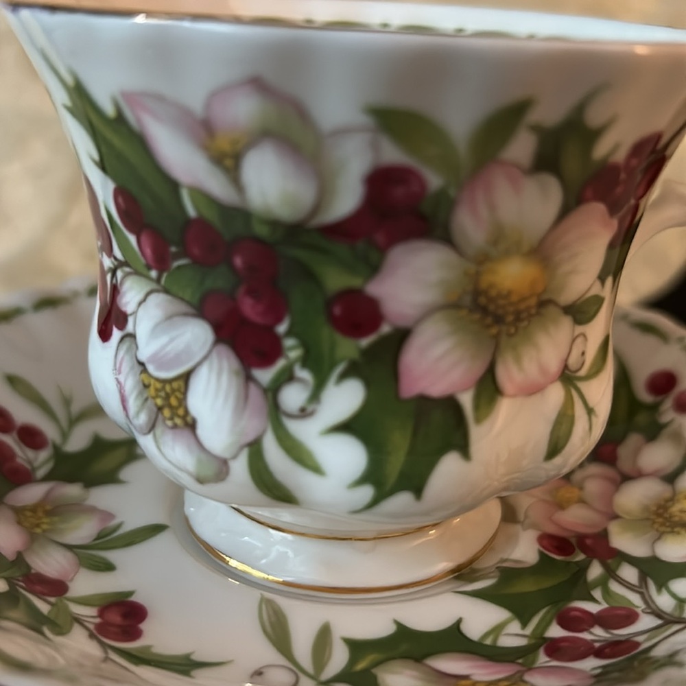 Royal Albert December Bone China Tea Cup & Saucer - Picture 2 of 11